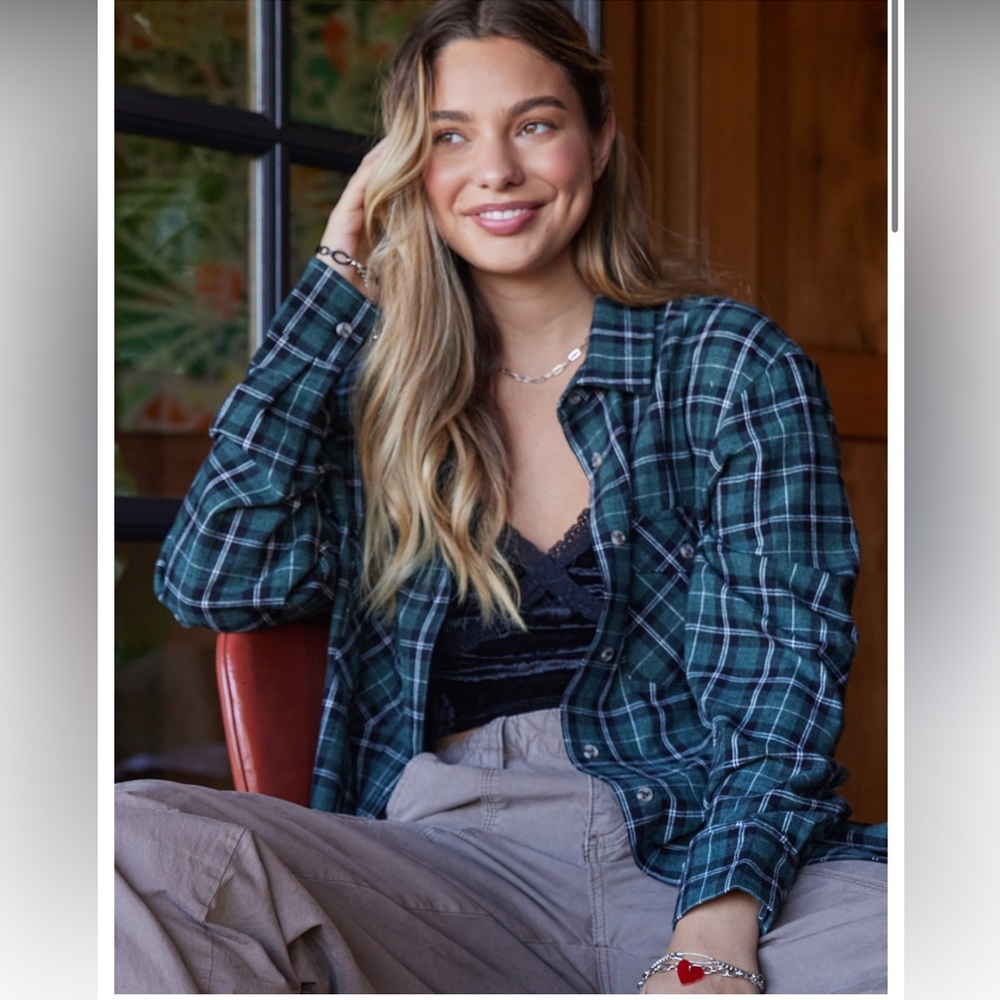 TILLYS | RSQ | Oversized Flannel | Button Up Long Sleeve Shirt | Green Paid | M